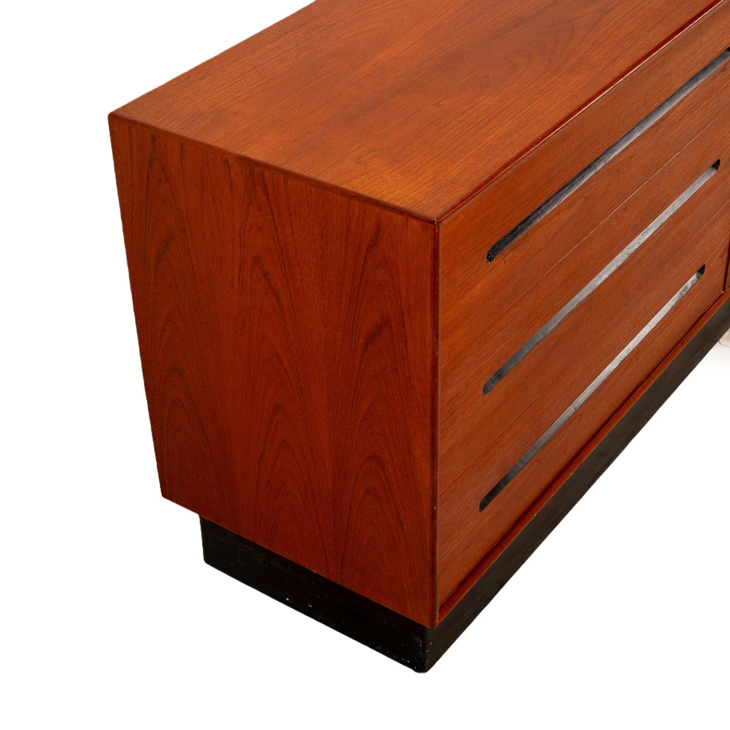 Westnofa Norwegian Scandinavian Modern Teak Lowboy Long Dresser Norway, Gorgeous MCM Mid Century Modern Classic Piece USA Shipping Available