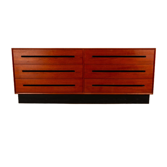 Westnofa Norwegian Scandinavian Modern Teak Lowboy Long Dresser Norway, Gorgeous MCM Mid Century Modern Classic Piece USA Shipping Available