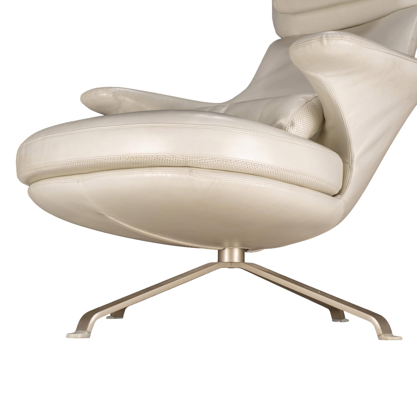 B&b Italia Radar Lounge Chair by James Irvine White Leather Swivel Lounger Italy