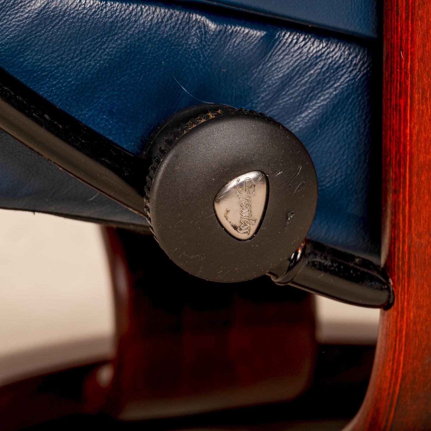 Ekornes Stressless Royal Recliner – Medium – Blue Leather W/ Wood Base - Made in Norway