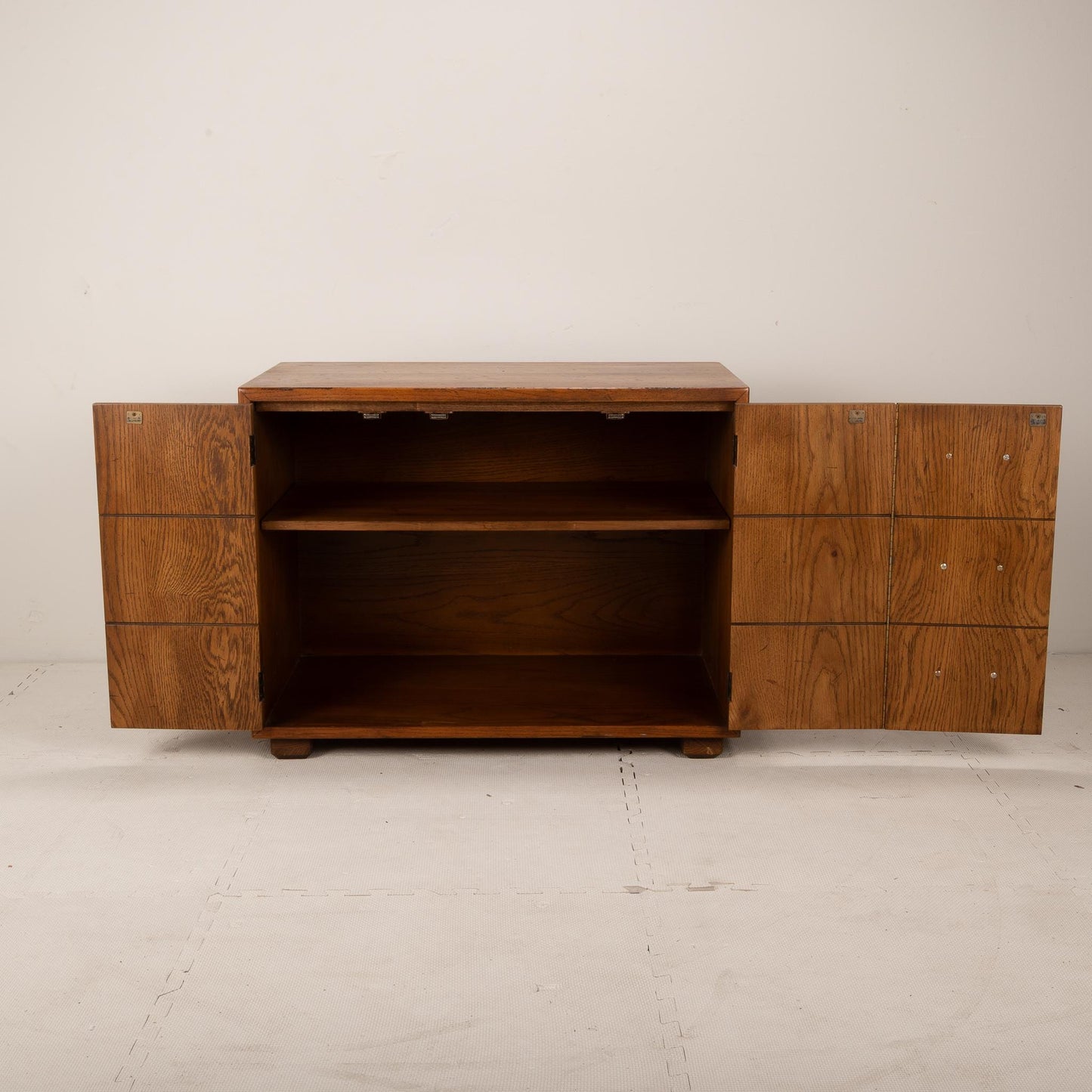 Henredon Artefacts Campaign Style Cabinet Low Chest , Classic Brass Handles, Timeless Style, USA Shipping Available