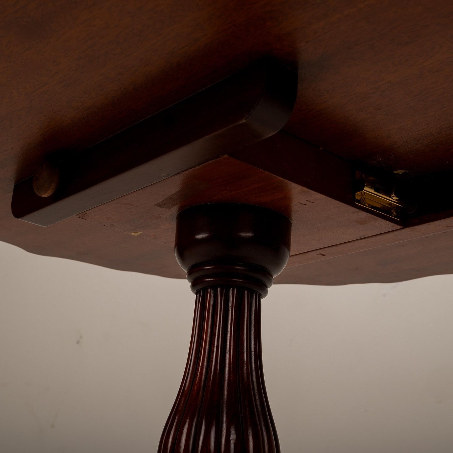 Vintage English Georgian Chippendale Mahogany Pie Crust Tilt Top Tea Card Table , Brass Hardware, Exquisite Detailed Carvings, Elegant Piece