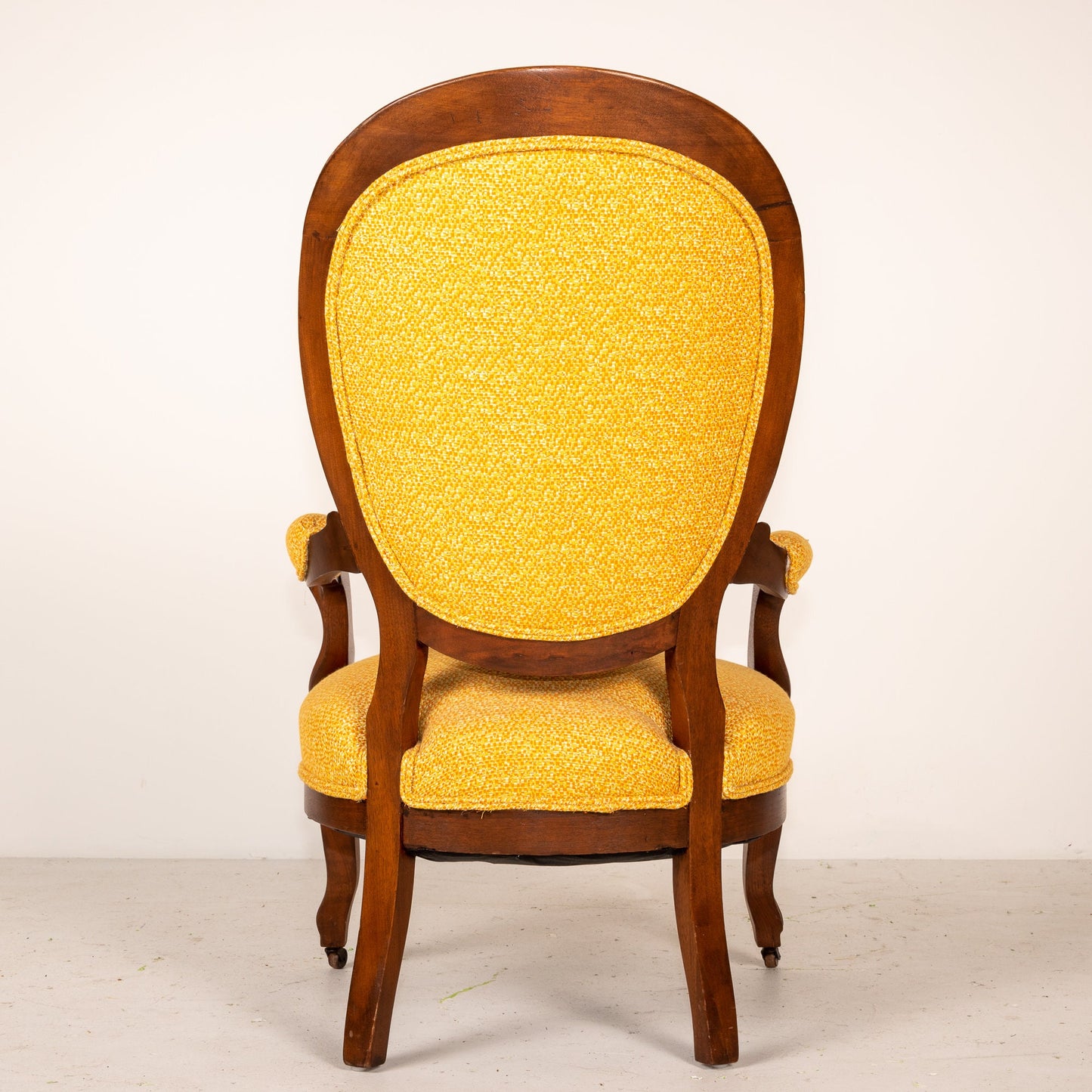 Late 19th Century Antique Mahogany Balloon Back Parlor Chair With Footrest | Indoor Deck Chair for Living Room | Luxurious Rest Chair