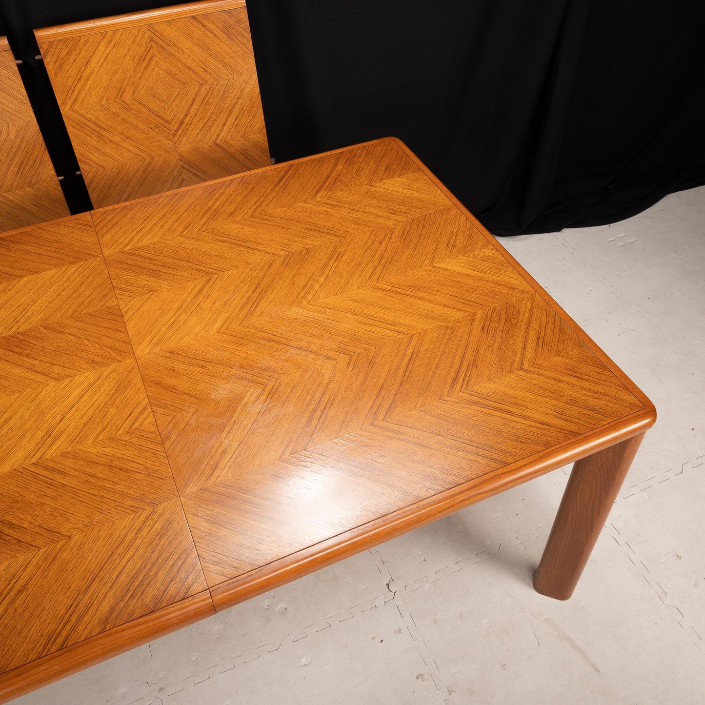 Drexel Heritage Compatibles I Mid Century Modern Extendable Dining Table W/ 2 Leaves MCM Vintage Gorgeous Table