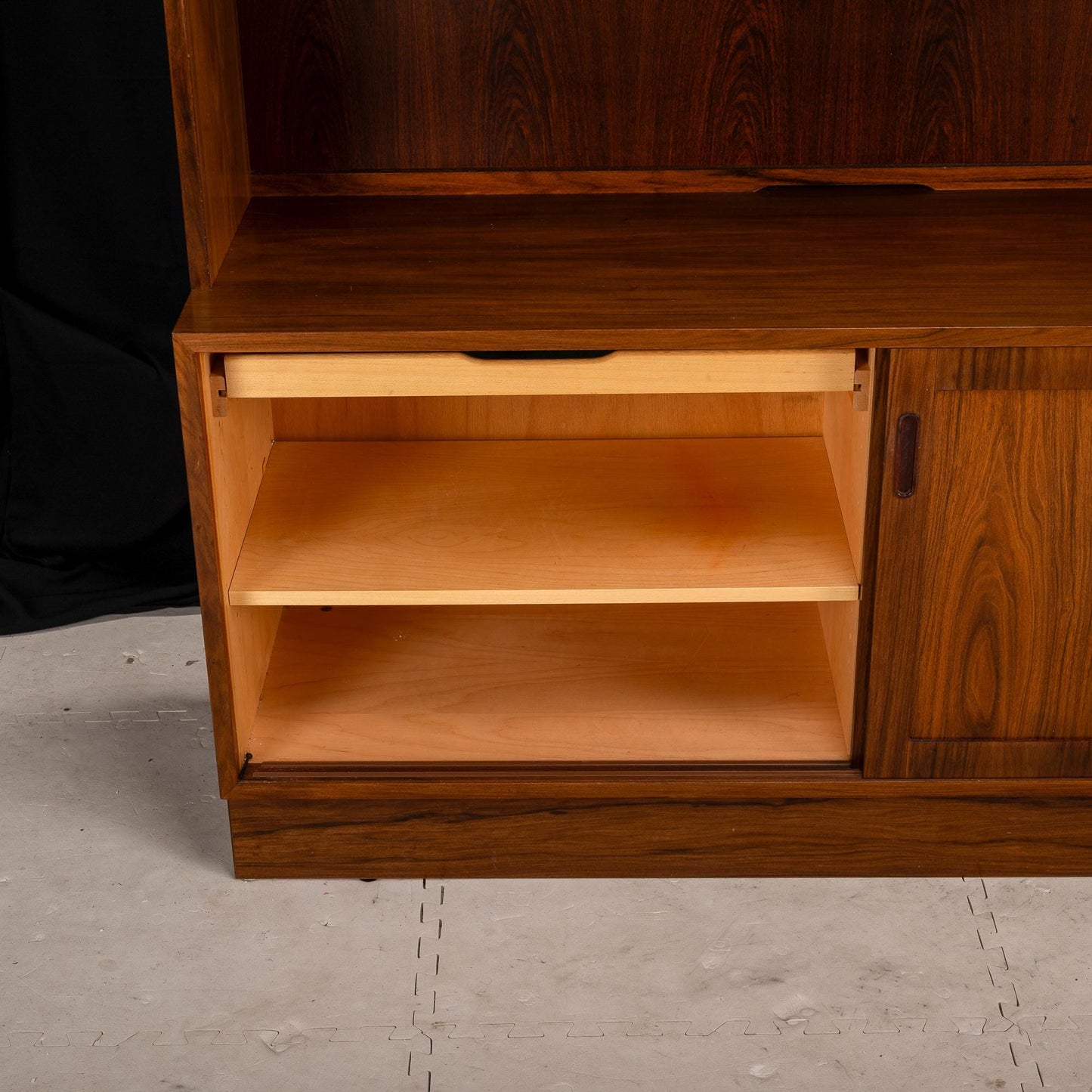 1980s Mid-Century Danish Modern Poul Hundevad Rosewood Veneer Buffet Hutch Bookcase Storage Unit Made in Denmark, USA Shipping Available